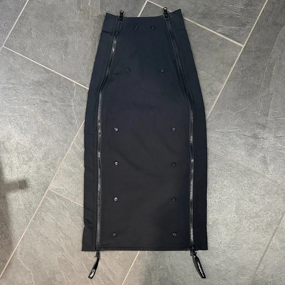Make My Belly Fit Universal Jacket Extender (Maternity / Babywearing) - Picture 1 of 5